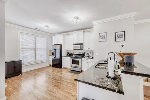 $365,000 | 775 Liberty Commons Drive Northwest, Atlanta, GA 30314