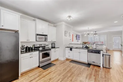 $365,000 | 775 Liberty Commons Drive Northwest, Atlanta, GA 30314