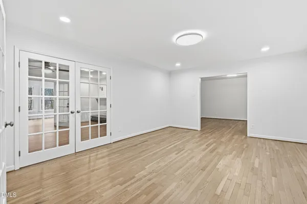 $3,200 | 1504 Homestead Road, Chapel Hill, NC 27516