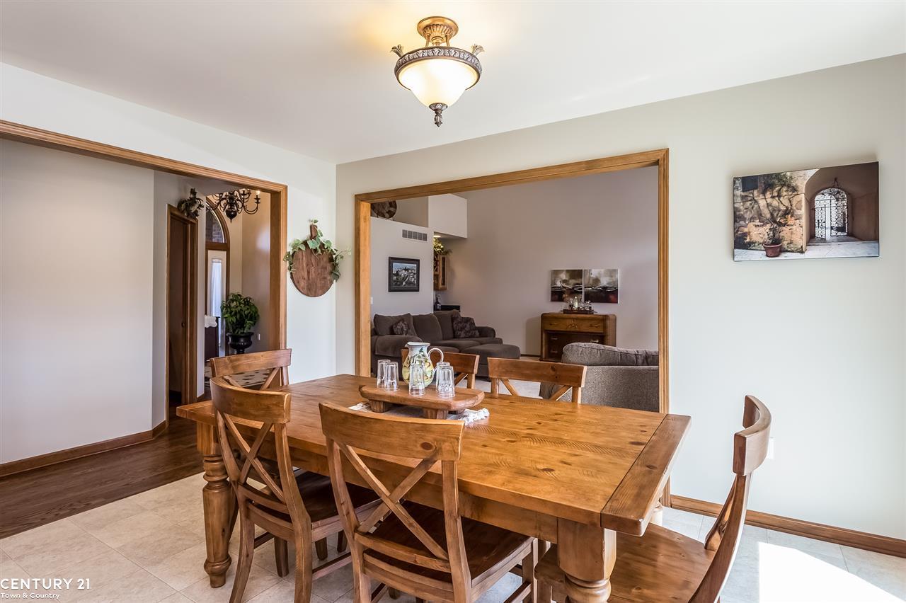 11320 Covered Bridge Lane Romeo, MI 48065 - Photo 11 of 57 Gallery Image 11