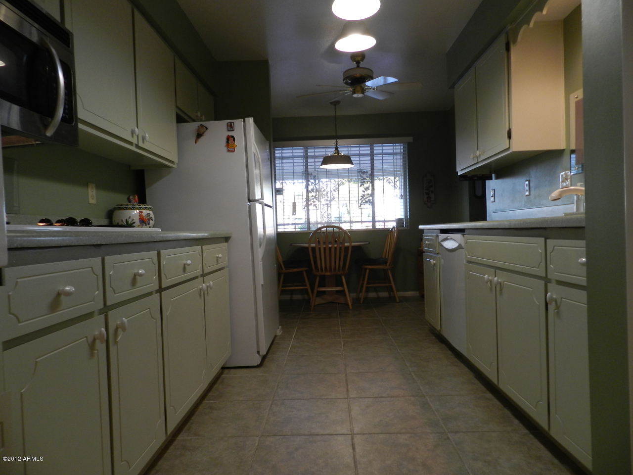 555 South Rochester Mesa, AZ 85206 - Photo 25 of 55 KITCHEN