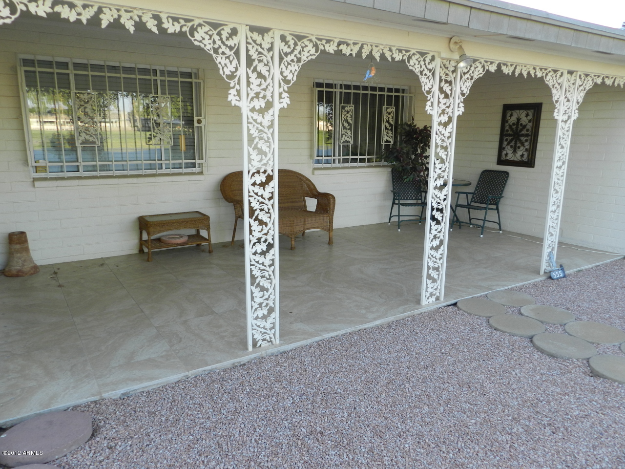 555 South Rochester Mesa, AZ 85206 - Photo 4 of 55 GOLF COURSE - COVERED PATIO