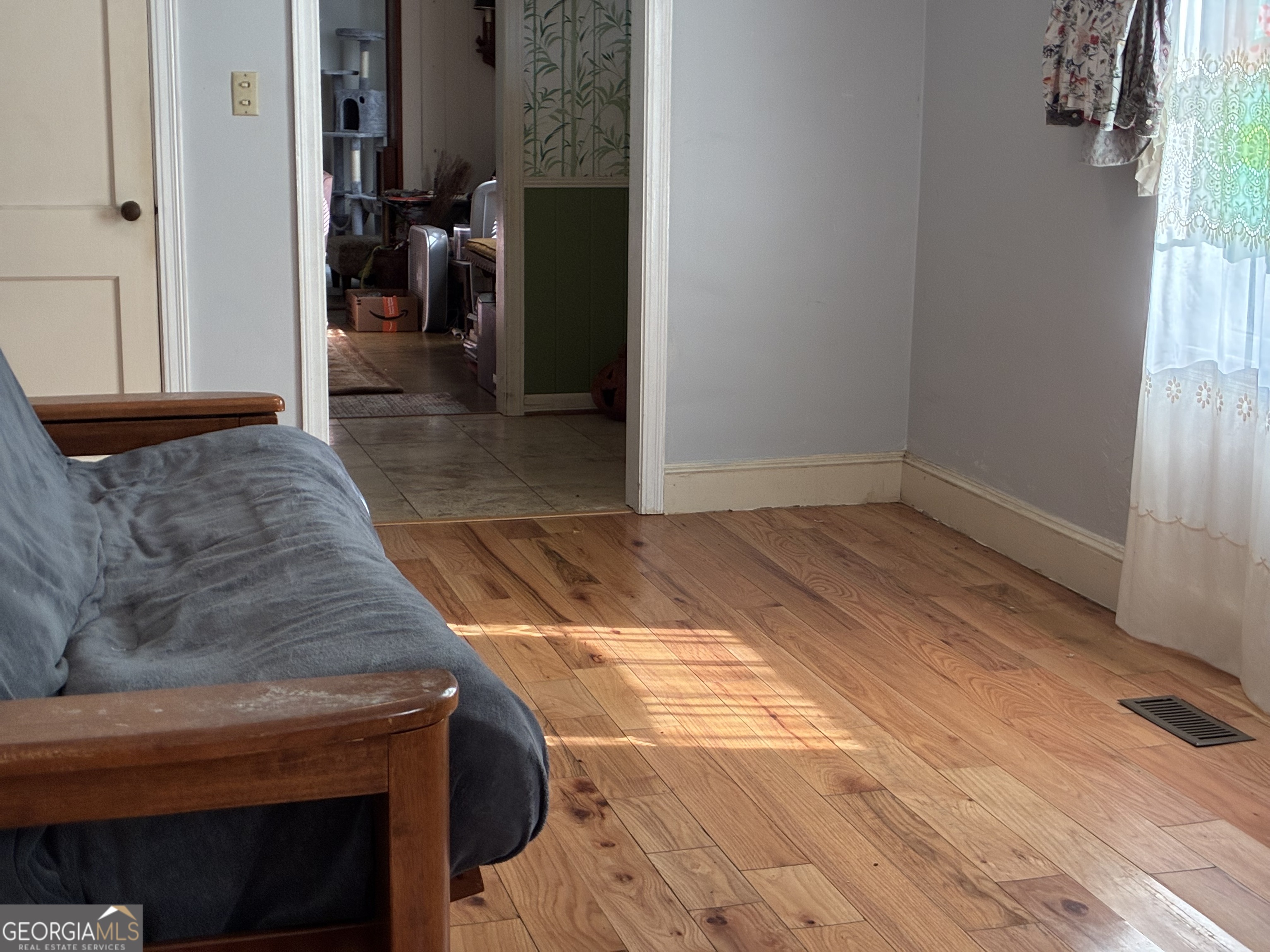 602 North Street Fort Valley, GA 31030 - Photo 14 of 40 a view of a livingroom from a hallway