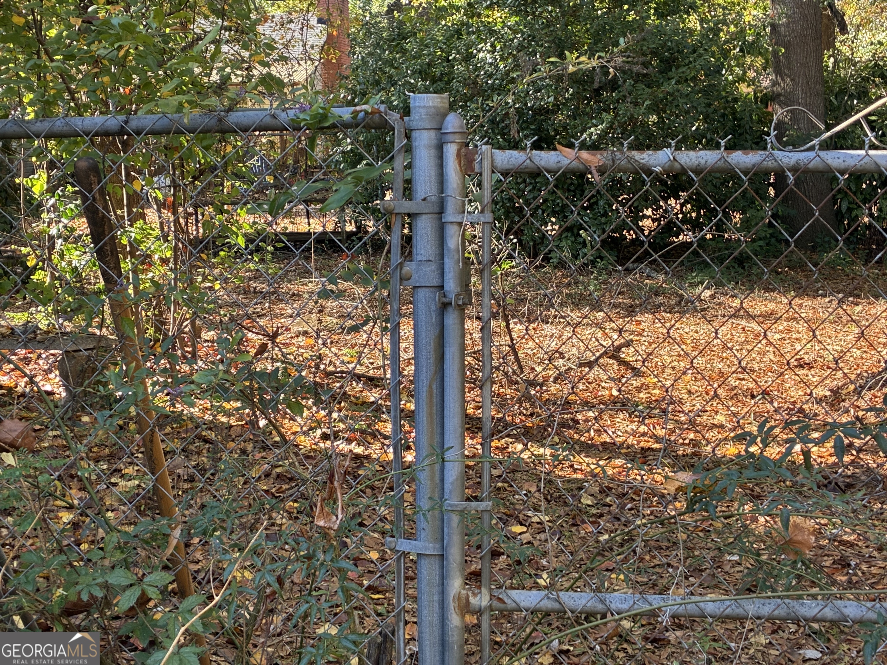 602 North Street Fort Valley, GA 31030 - Photo 36 of 40 a view of a wooden fence