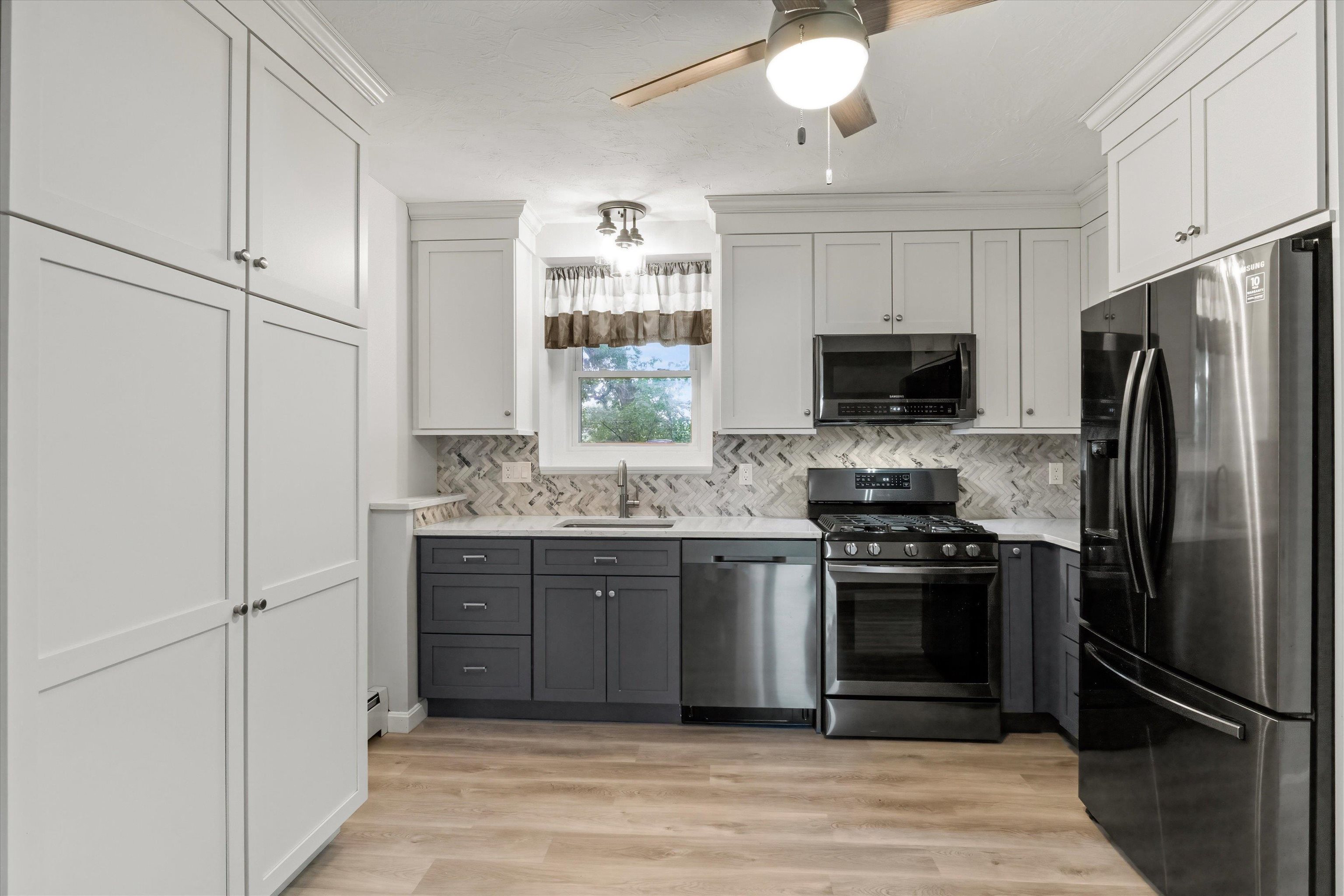 230 Circle Road, Unit 2 Manchester, NH 03103 - Photo 4 of 24