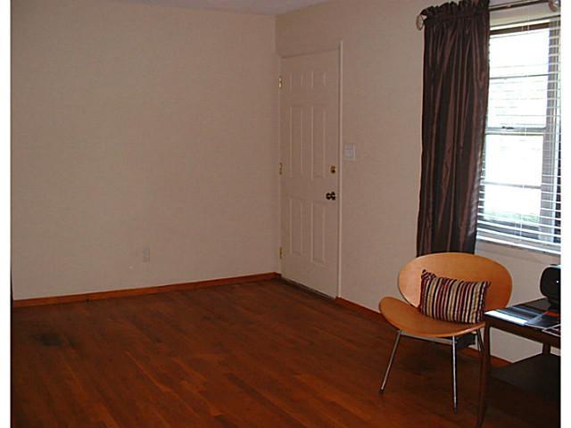 3432 Lewis Road Columbus, OH 43207 - Photo 5 of 25 Gallery Image 5
