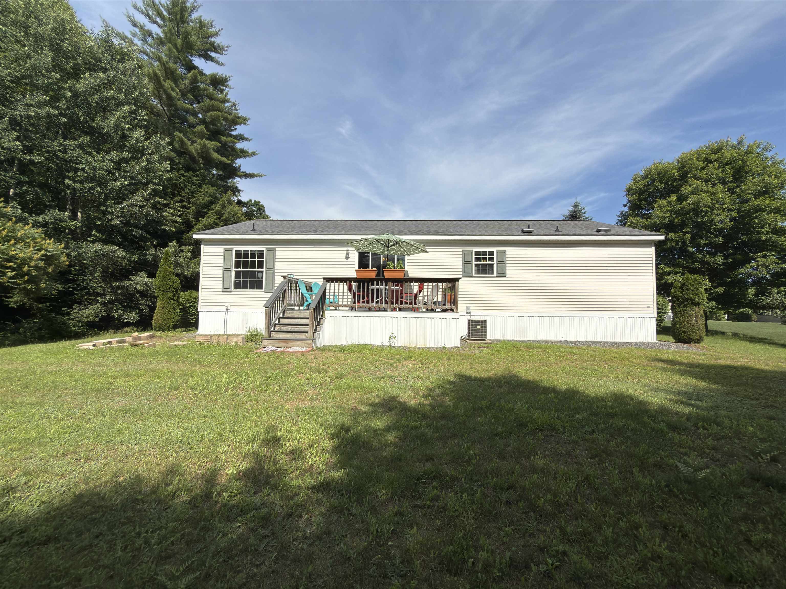 17 Northbrook Road Tilton, NH 03276 - Photo 4 of 17