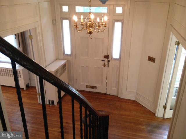 3214 Woodley Road Northwest Washington, DC 20008 - Photo 6 of 22 Interior (General)