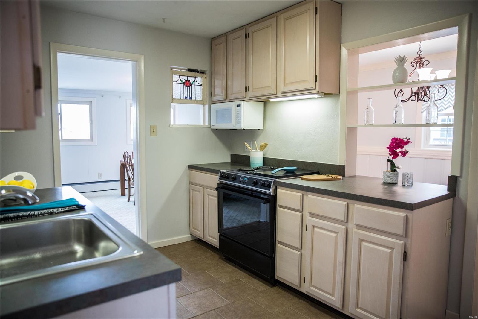 1134 Bopp Road Des Peres, MO 63131 - Photo 8 of 33 Gallery Image 8