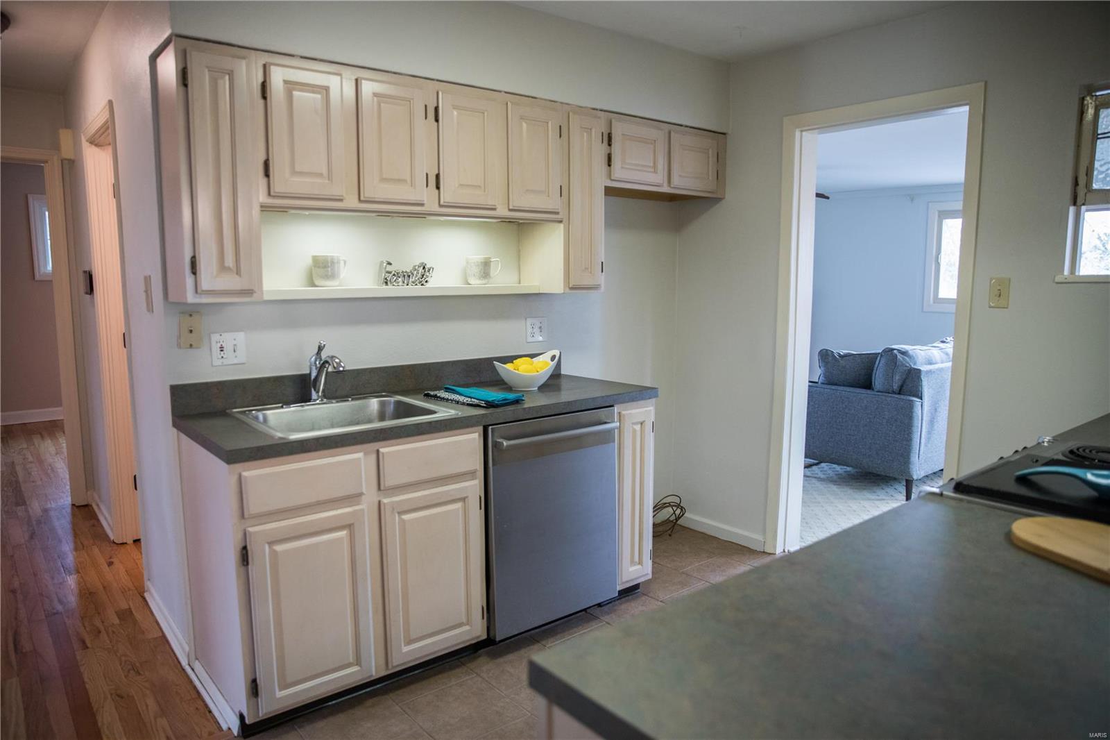 1134 Bopp Road Des Peres, MO 63131 - Photo 9 of 33 Gallery Image 9