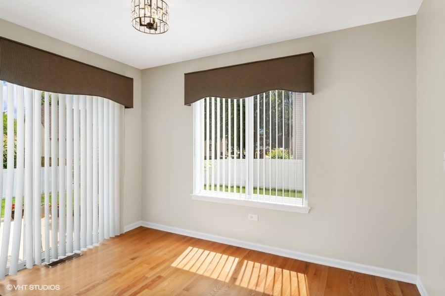 3090 Whitney Road Aurora, IL 60502 - Photo 9 of 24 a view of an empty room with a window