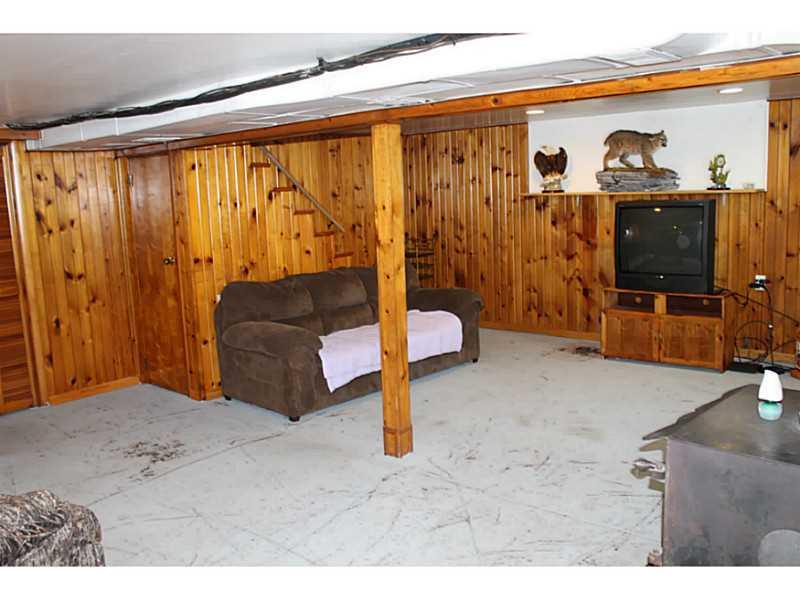 114 Radar Road Mount Pleasant, PA 15666 - Photo 14 of 18 Family Room.