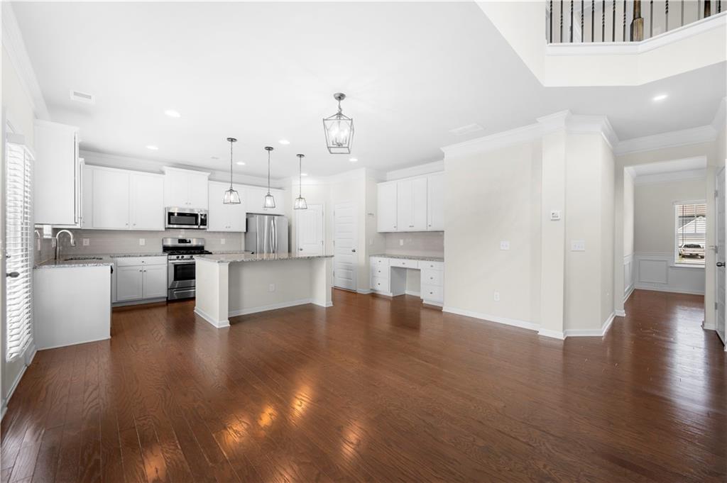 713 Owens Road Canton, GA 30115 - Photo 10 of 44