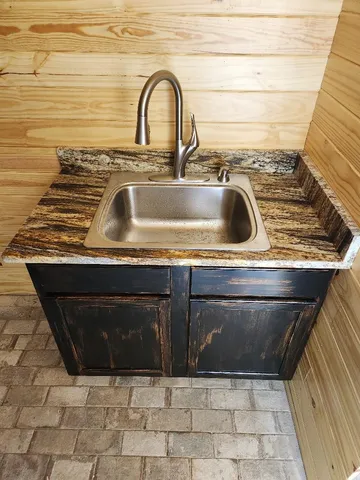 $895,000 | 16999 Highway 190, Rogers, TX 76569