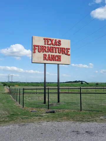 $895,000 | 16999 Highway 190, Rogers, TX 76569