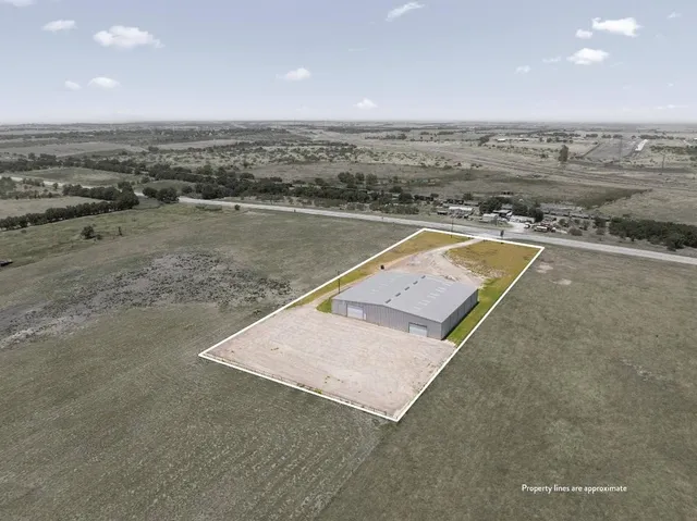 $895,000 | 16999 Highway 190, Rogers, TX 76569