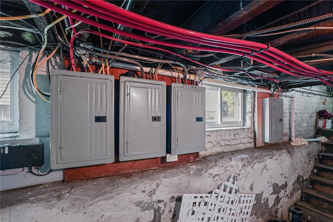 65 Raymond Street Providence, RI 02908 - Photo 27 of 29