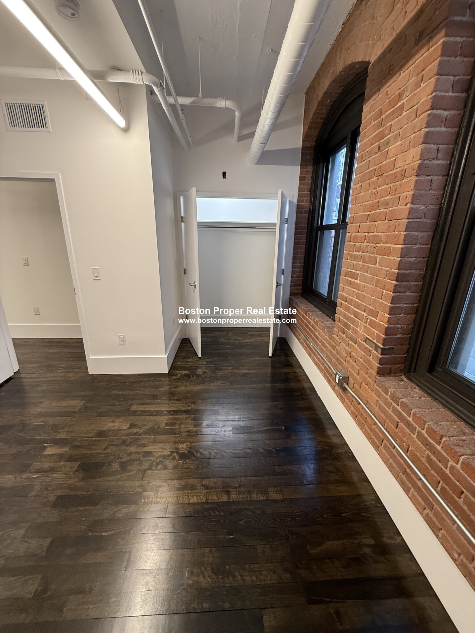 190 High Street, Unit 6 Boston, MA 02110 - Photo 18 of 32 Gallery Image 18