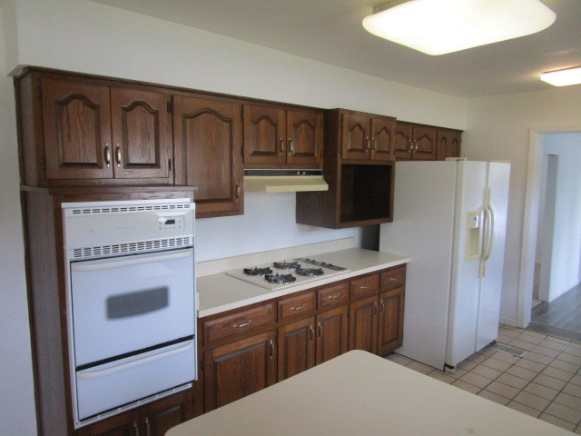 310 West Exchange Street Crete, IL 60417 - Photo 7 of 18 Gallery Image 7