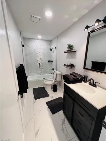 $3,300 | 4439 Parrot Avenue, Naples, FL 34104