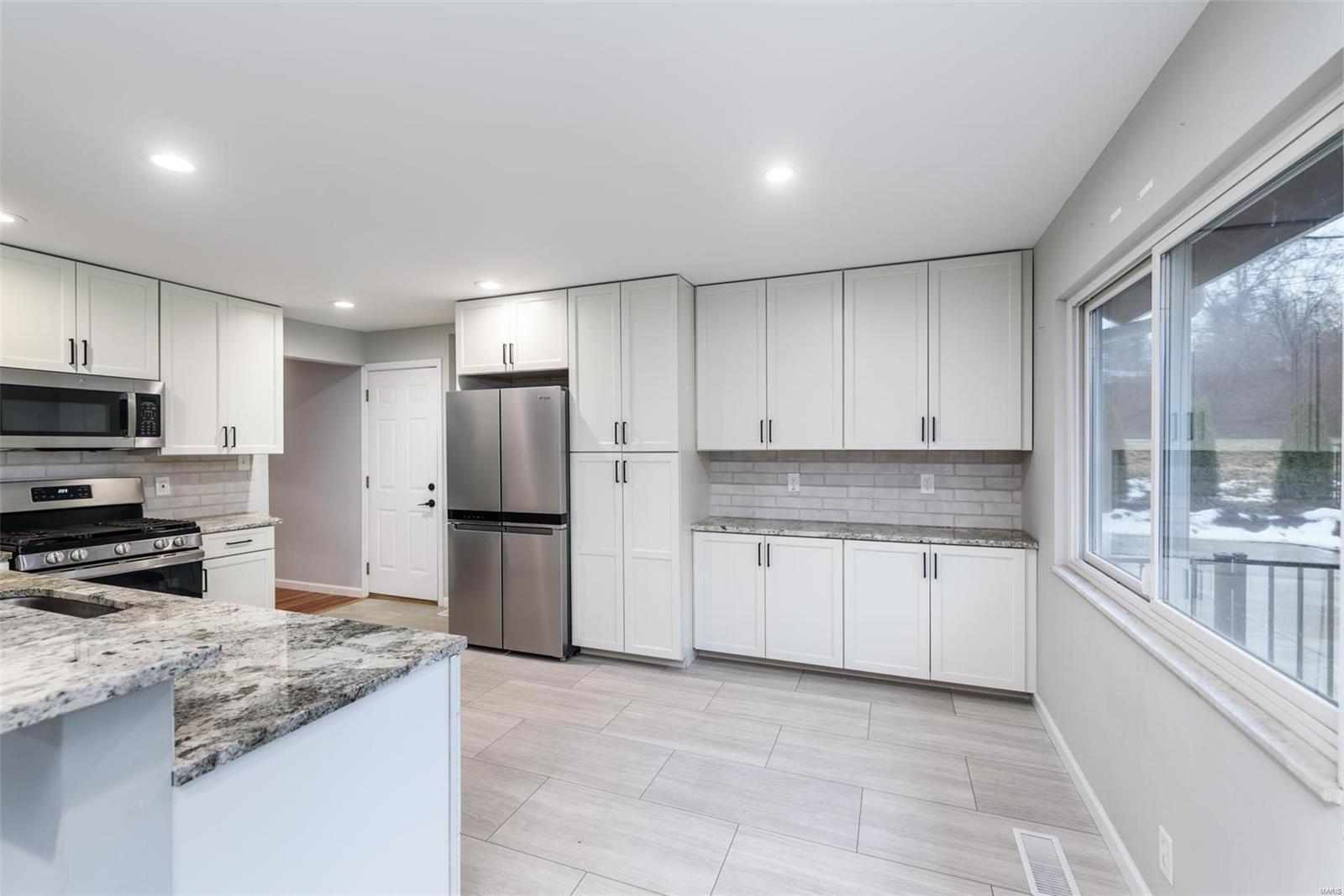 84 Forest Crest Drive Chesterfield, MO 63017 - Photo 11 of 39