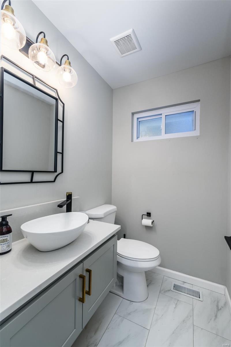 84 Forest Crest Drive Chesterfield, MO 63017 - Photo 16 of 39