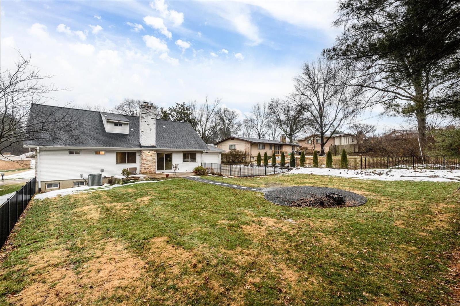 84 Forest Crest Drive Chesterfield, MO 63017 - Photo 35 of 39