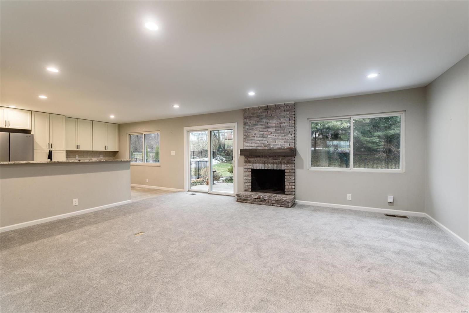 84 Forest Crest Drive Chesterfield, MO 63017 - Photo 7 of 39