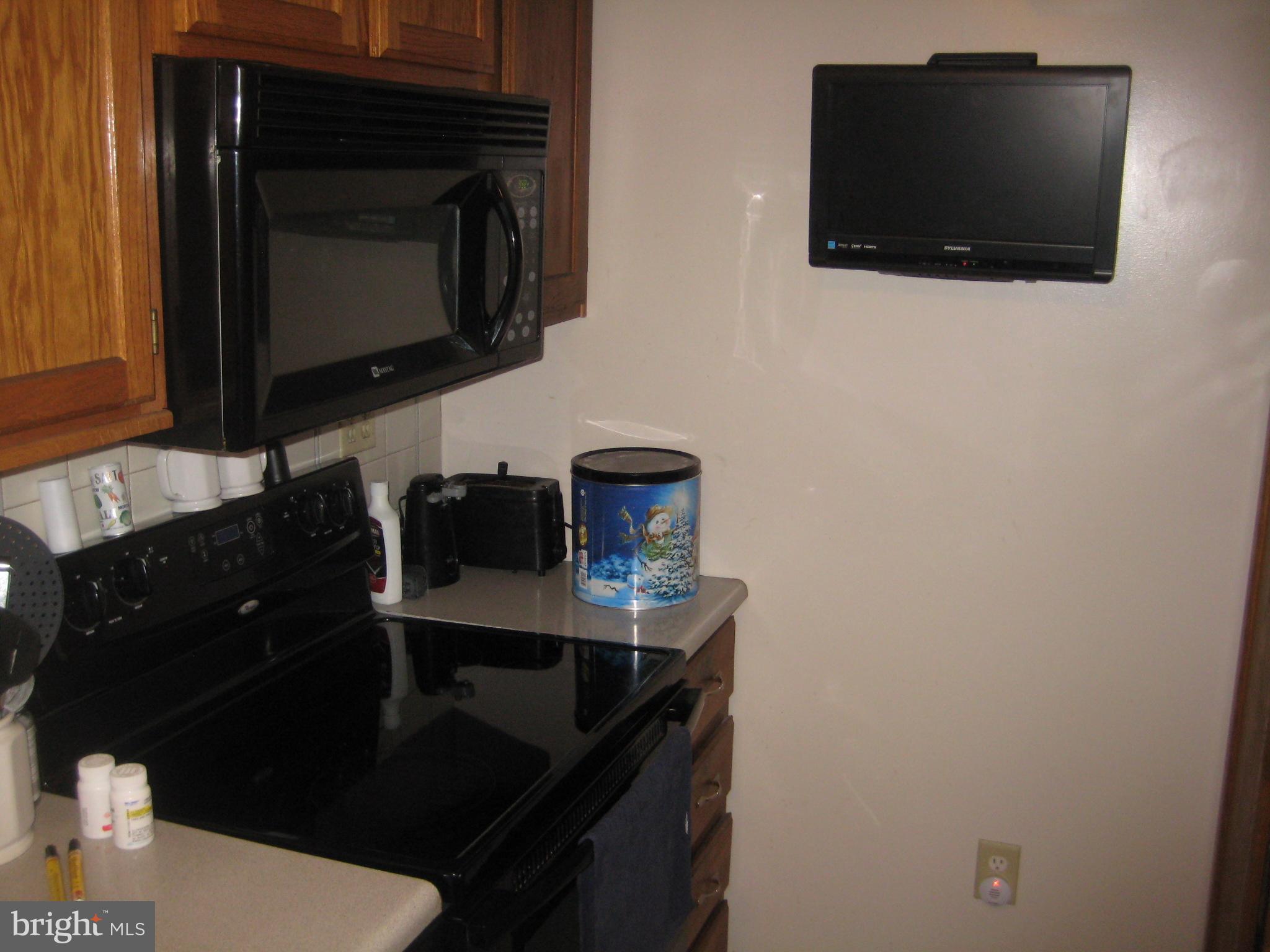 2713 Paper Mill Road Phoenix, MD 21131 - Photo 16 of 30 Kitchen