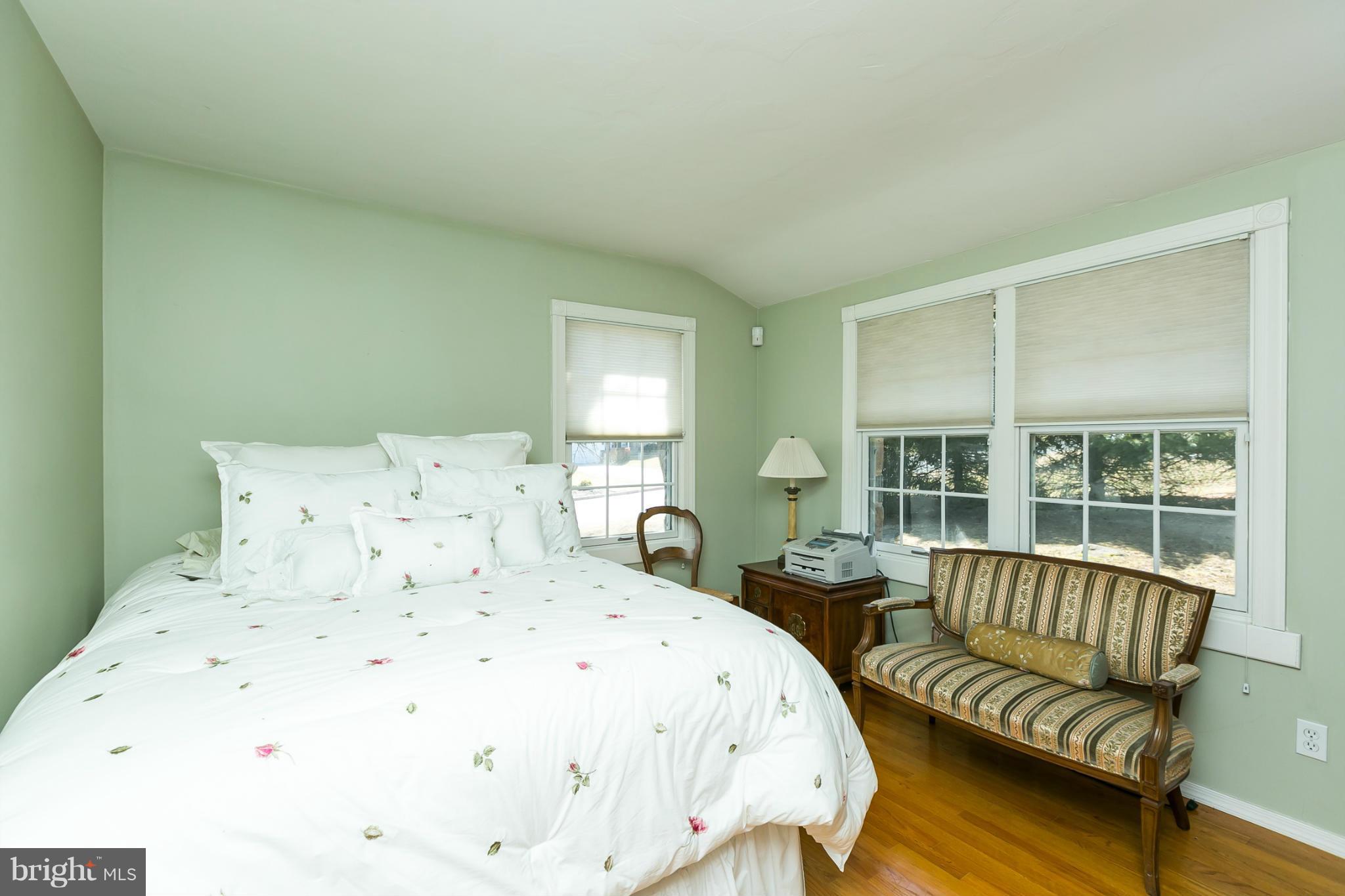 507 St Francis Road Towson, MD 21286 - Photo 14 of 28 Bedroom