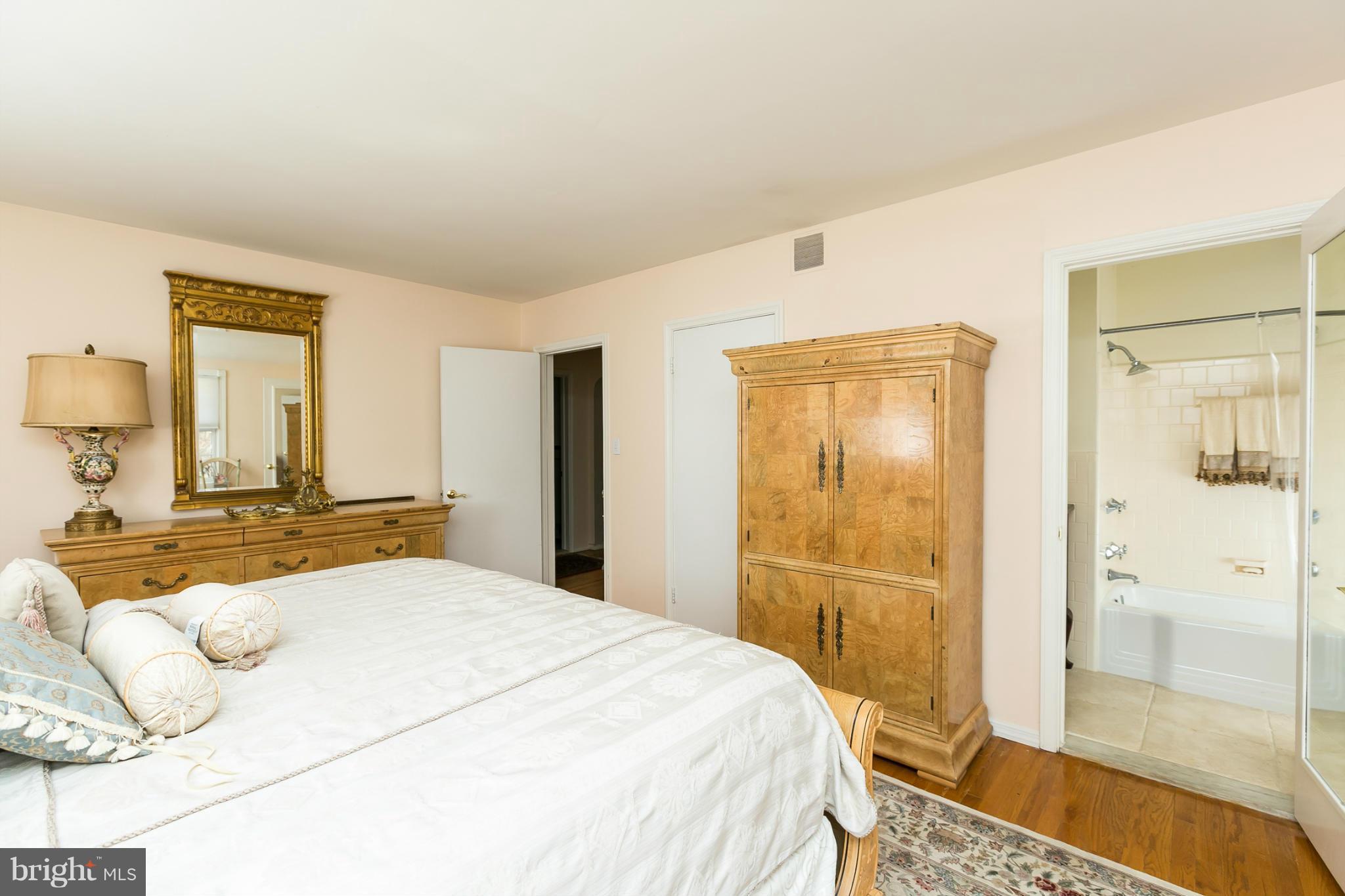 507 St Francis Road Towson, MD 21286 - Photo 10 of 28 Bedroom (Master)