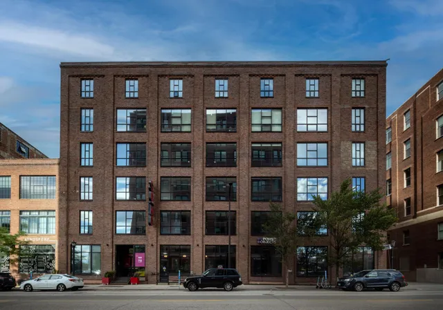 $2,995 | 718 North Washington Avenue, Unit 502, Minneapolis, MN 55401