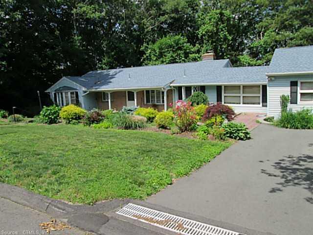 89 Bracewood Road Waterbury, CT 06706 - Photo 1 of 1 Exterior Front.