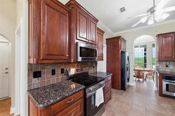 $660,000 | 100 Scenic View Drive, Aledo, TX 76008