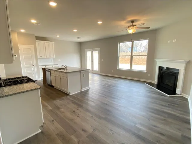 $1,890 | 3761 Prospect Point Drive, Oakwood, GA 30566