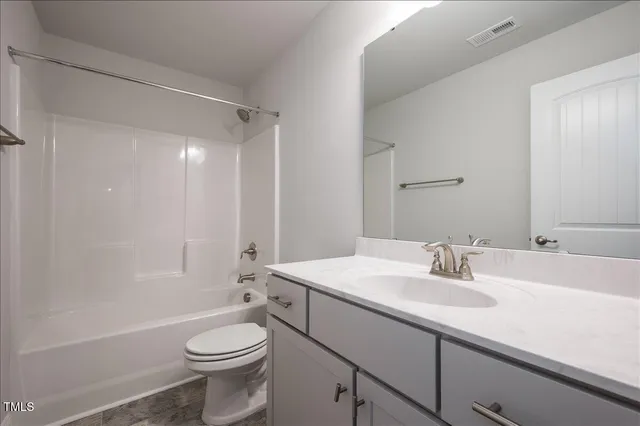 $445,750 | 39 Northwood Drive, Fuquay-Varina, NC 27526