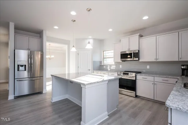 $445,750 | 39 Northwood Drive, Fuquay-Varina, NC 27526