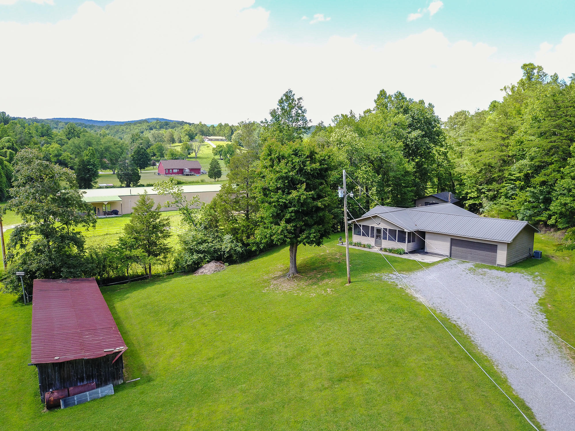 203 Charles Butler Road Oliver Springs, TN 37840 - Photo 3 of 40 203 Charles Butler Road, Oliver Springs,