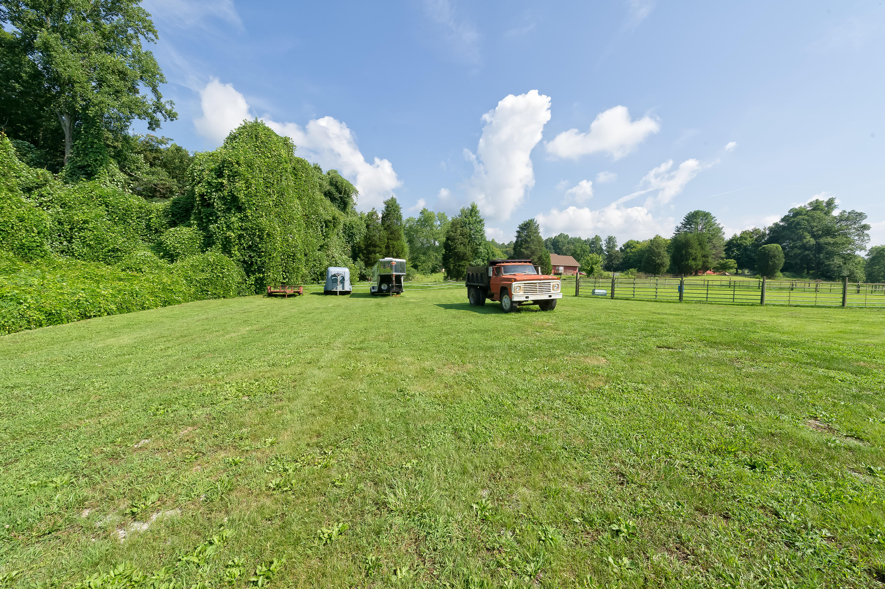 203 Charles Butler Road Oliver Springs, TN 37840 - Photo 22 of 40 203 Charles Butler Road
