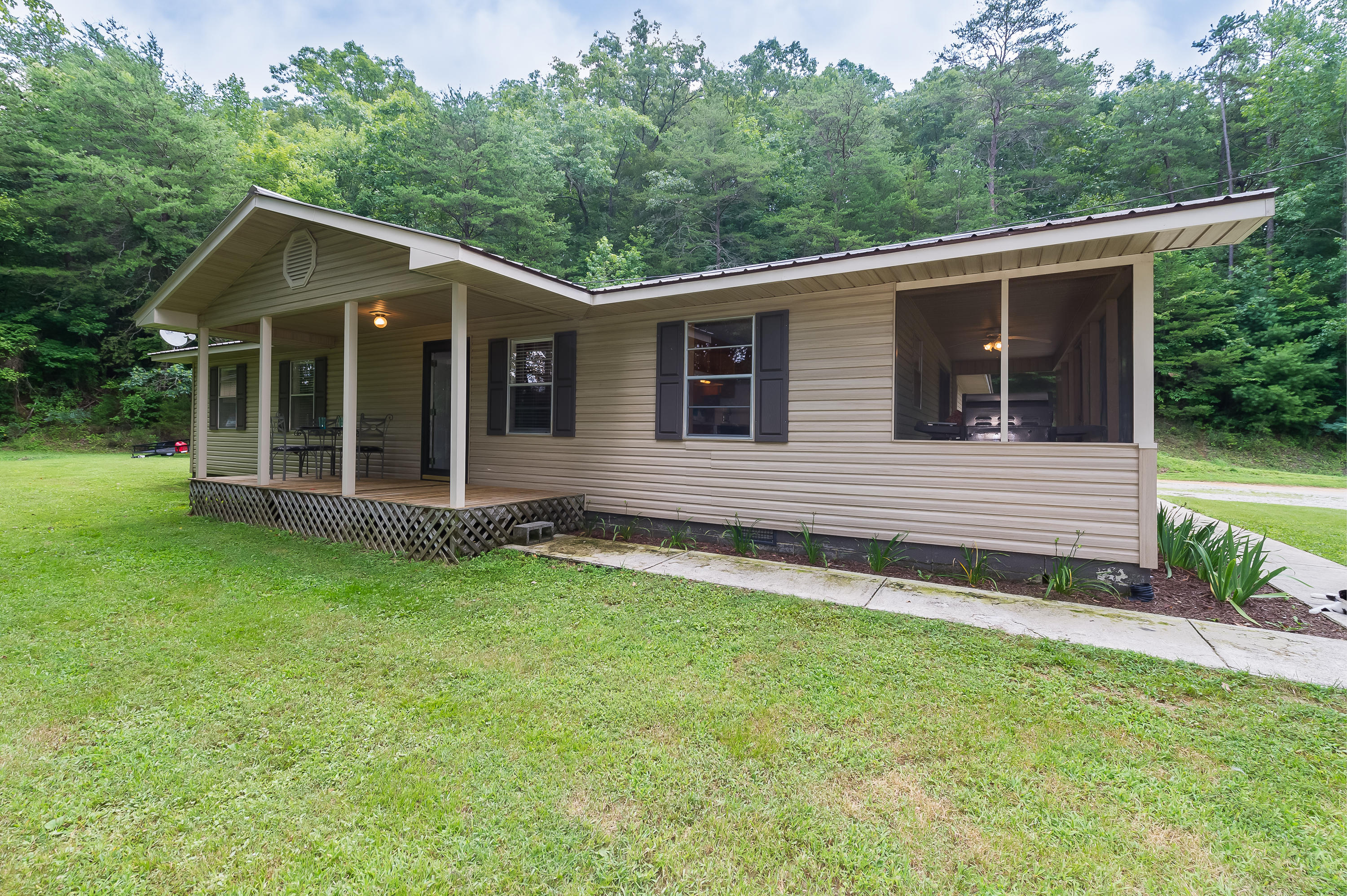203 Charles Butler Road Oliver Springs, TN 37840 - Photo 25 of 40 203 Charles Butler Road