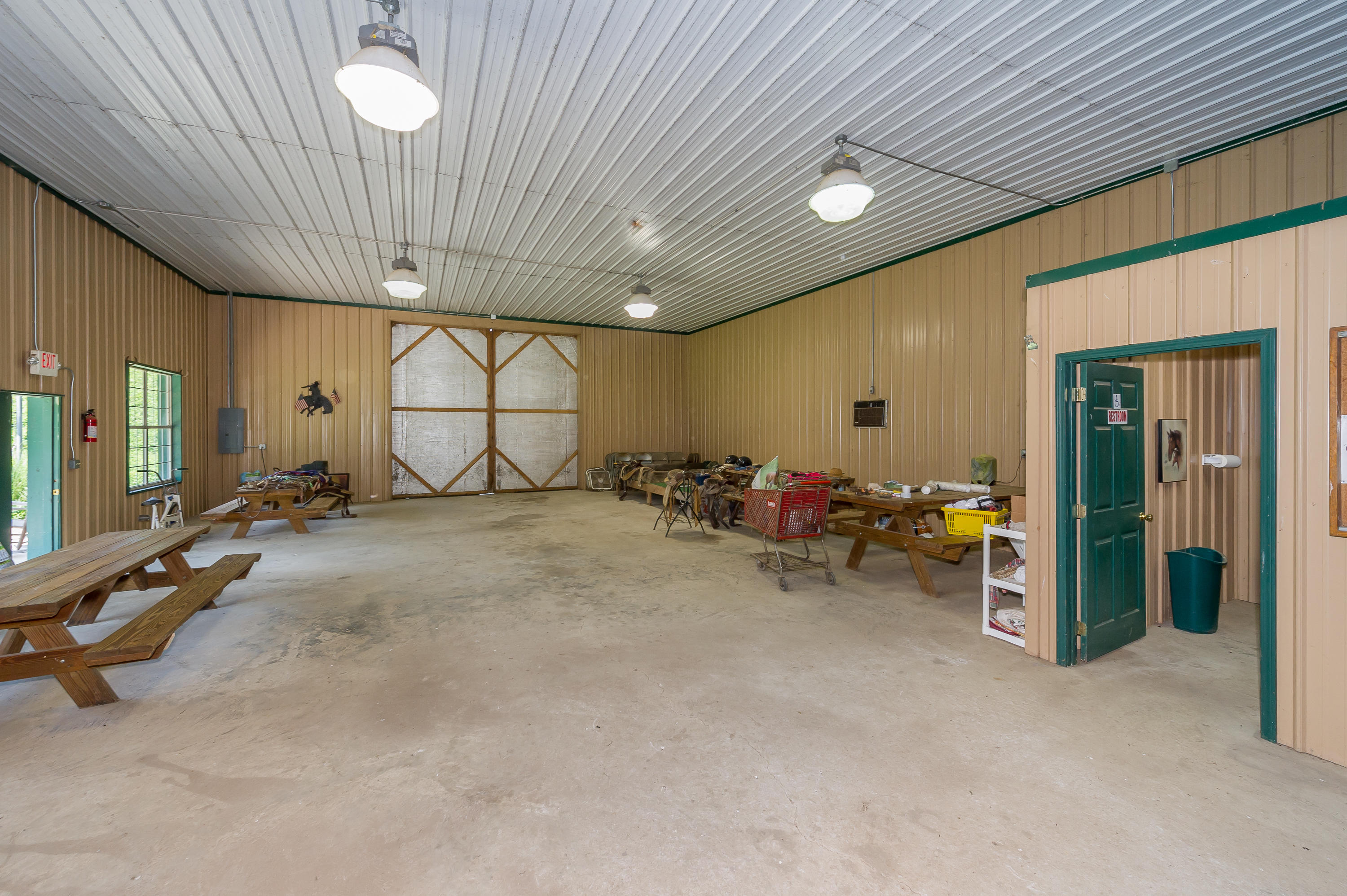 203 Charles Butler Road Oliver Springs, TN 37840 - Photo 8 of 40 203 Charles Butler Road