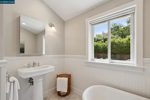 $2,095,000 | 3260 Rohrer Drive, Lafayette, CA 94549