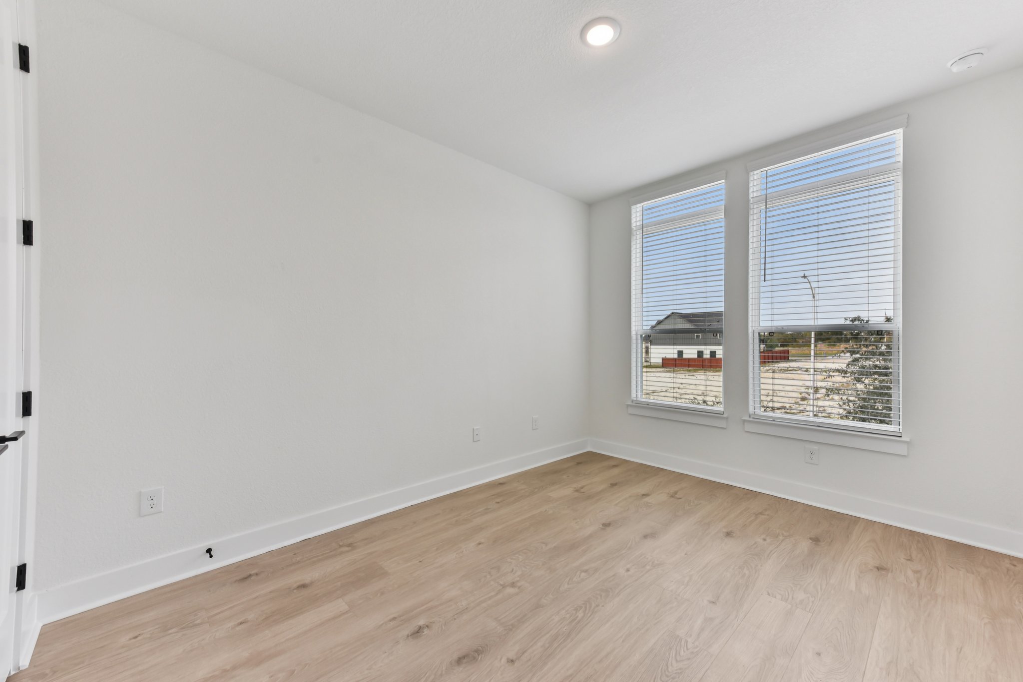 12109 Fennec Way Austin, TX 78758 - Photo 19 of 32