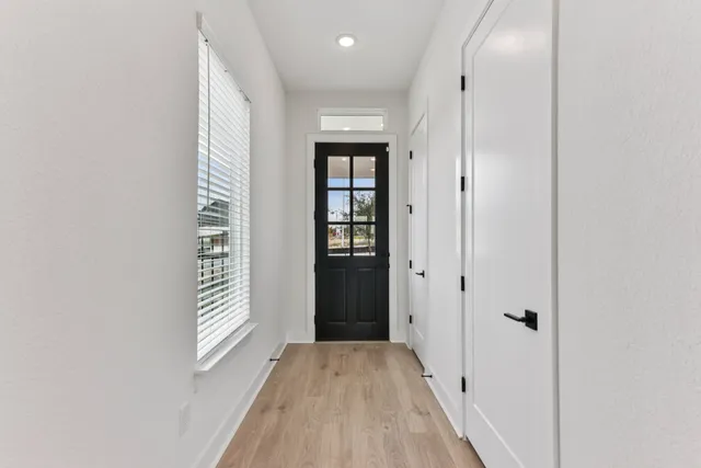 $724,990 | 12109 Fennec Way, Austin, TX 78758