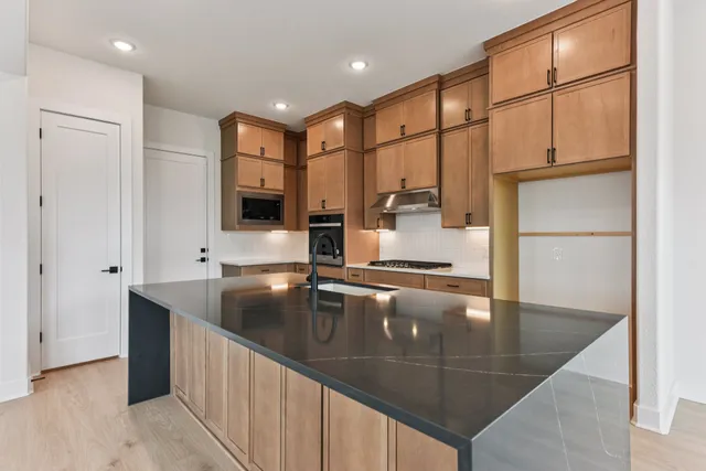 $724,990 | 12109 Fennec Way, Austin, TX 78758