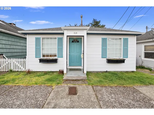 $355,000 | 310 Avenue K, Seaside, OR 97138
