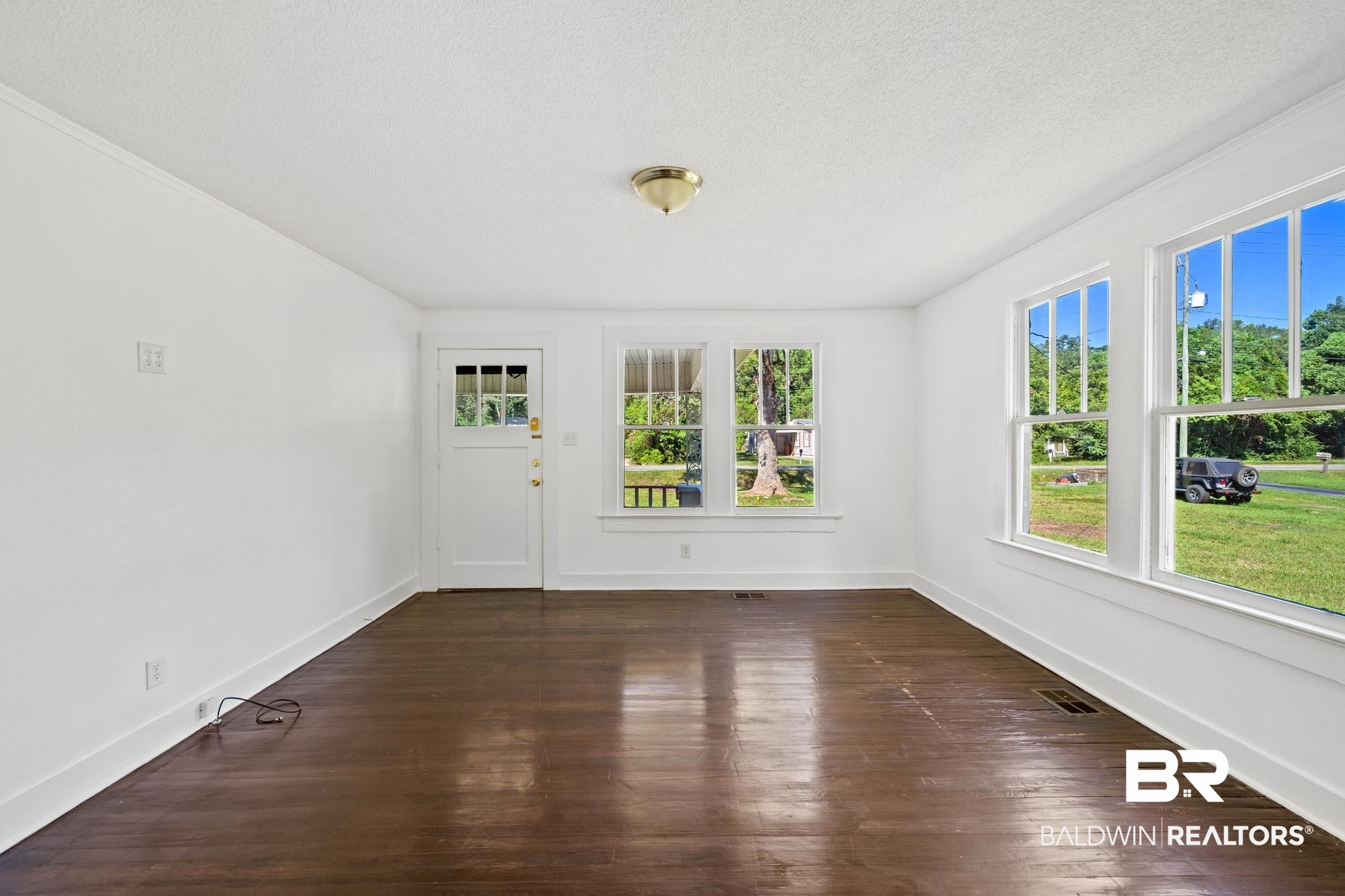 765 Magnolia Road Mobile, AL 36606 - Photo 4 of 20