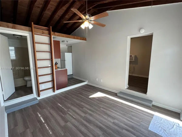 $1,500 | 1001 South 22nd Court, Hollywood, FL 33020