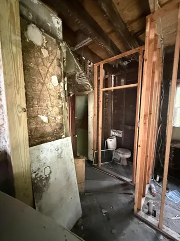 a view of walk in closet