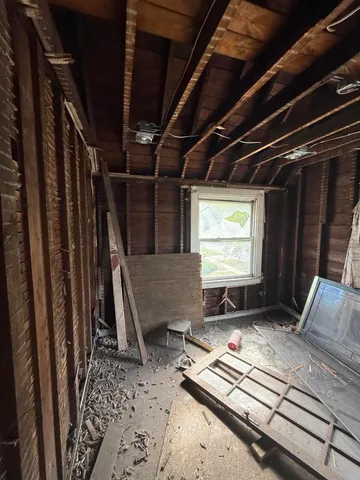 $30,000 | 713 Maryland Street, Gary, IN 46402